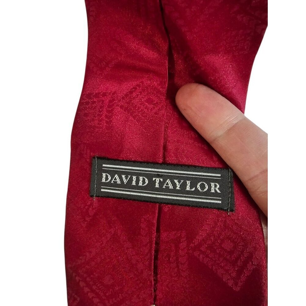 David Taylor Men's Geometric Jacquard Tie Burgundy Red Necktie - Picture 3 of 5